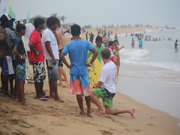 Surf Coaching India, Photo Credits to Kali Borgn n